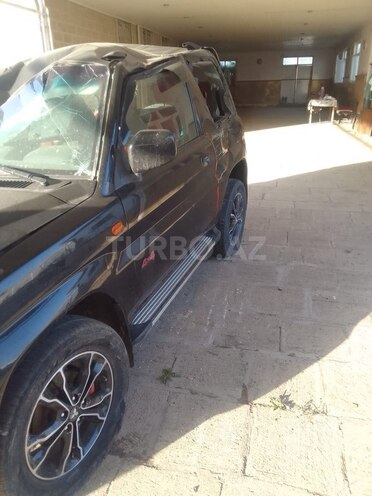 Mitsubishi Pajero io 2000, 175,000 km - 2.0 l - Bakı
