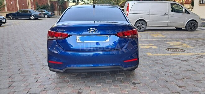 Hyundai Accent 2018, 205,996 km - 1.6 l - Bakı