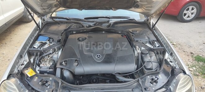 Mercedes E 220 2008, 256,000 km - 2.2 l - Bakı