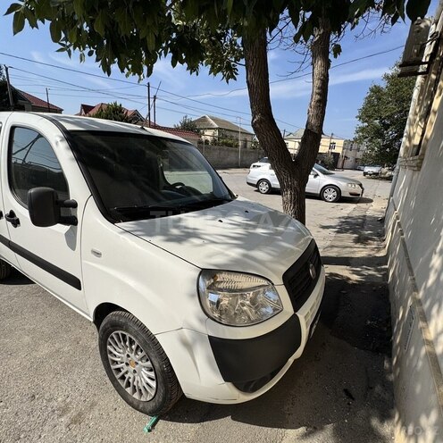 Fiat Doblo 2014, 399,999 km - 1.4 l - Bakı