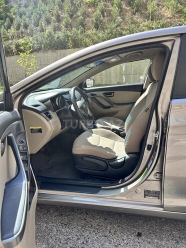 Hyundai Elantra 2016, 230,000 km - 1.8 l - Bakı