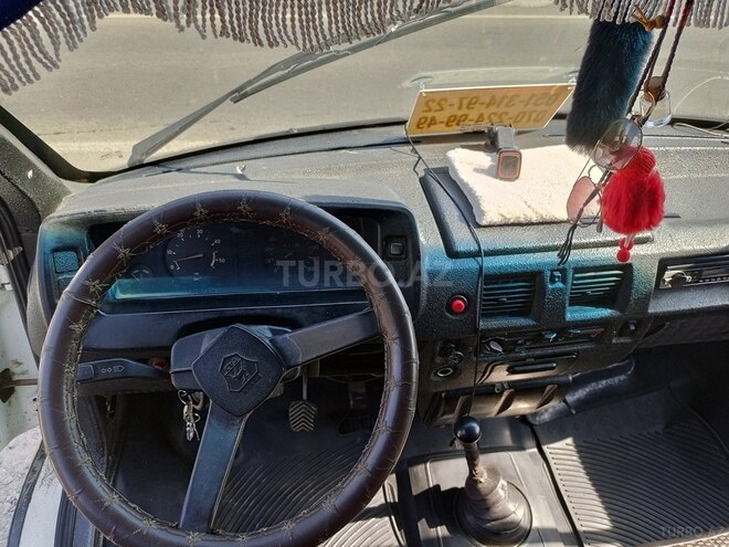 GAZ  1998, 440,000 km - 3.2 l - Saatlı