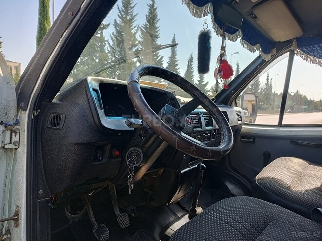 GAZ  1998, 440,000 km - 3.2 l - Saatlı