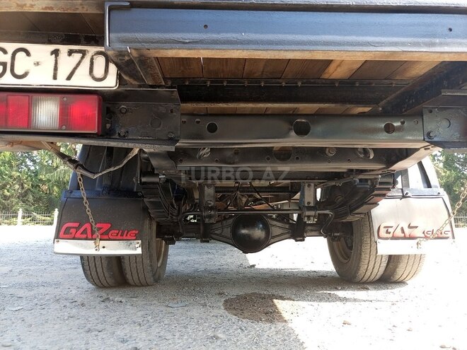 GAZ  1998, 440,000 km - 3.2 l - Saatlı