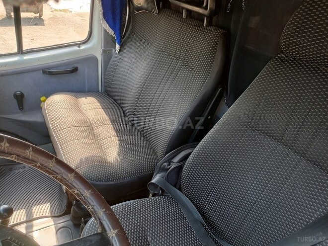 GAZ  1998, 440,000 km - 3.2 l - Saatlı