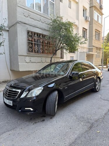 Mercedes E 350 2009, 214,000 km - 3.5 l - Bakı