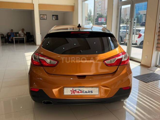 Chevrolet Cruze 2017, 135,908 km - 1.4 л - Sumqayıt