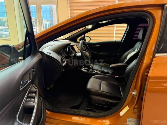 Chevrolet Cruze 2017, 135,908 km - 1.4 л - Sumqayıt
