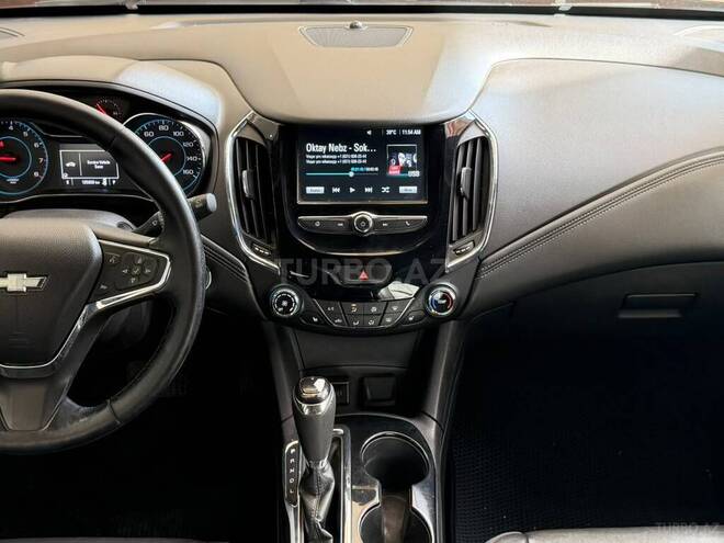 Chevrolet Cruze 2017, 135,908 km - 1.4 л - Sumqayıt