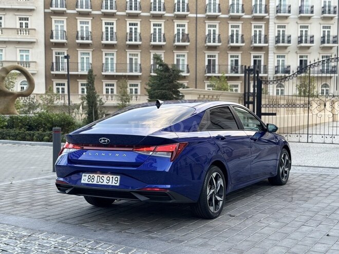 Hyundai Elantra 2023, 43,000 km - 2.0 l - Bakı