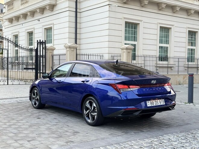 Hyundai Elantra 2023, 43,000 km - 2.0 l - Bakı