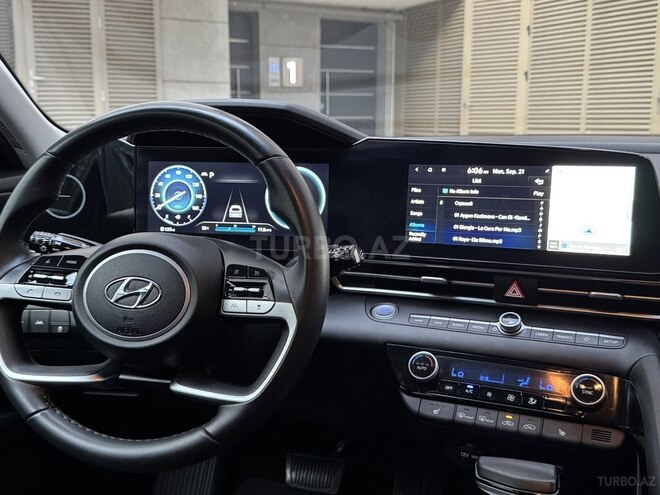 Hyundai Elantra 2023, 43,000 km - 2.0 l - Bakı