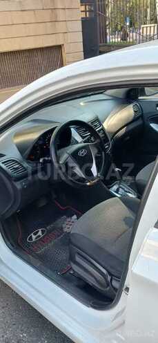 Hyundai Accent 2013, 373,000 km - 1.4 l - Bakı