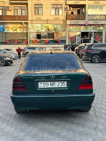 Mercedes C 220 1996, 155,000 km - 2.2 l - Bakı