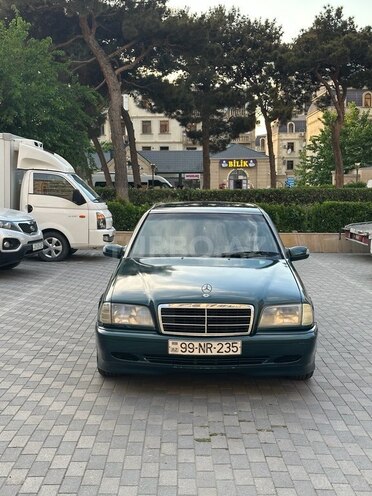 Mercedes C 220 1996, 155,000 km - 2.2 l - Bakı
