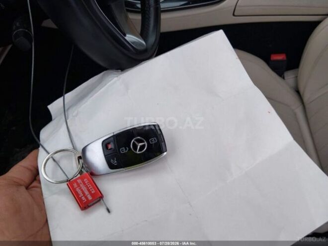 Mercedes E 300 4MATIC 2018, 186,555 km - 2.0 л - Bakı