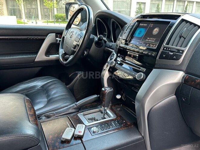 Toyota Land Cruiser 2015, 165,000 km - 4.5 л - Bakı