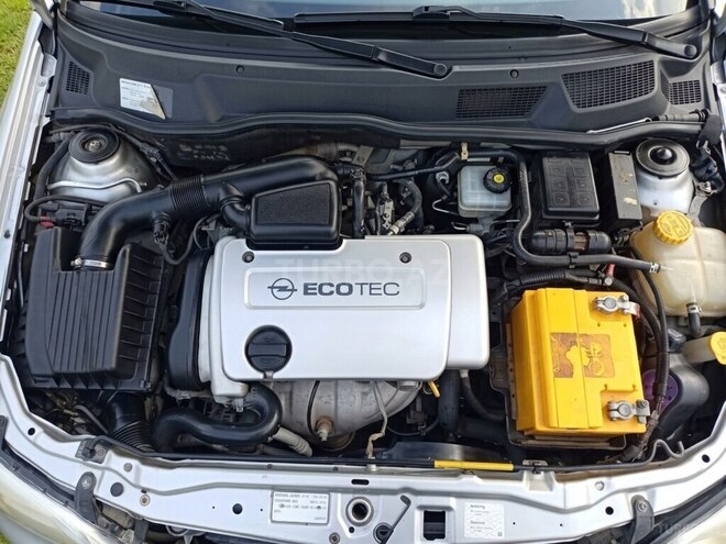 Opel Astra 2001, 269,000 km - 1.6 l - Qusar