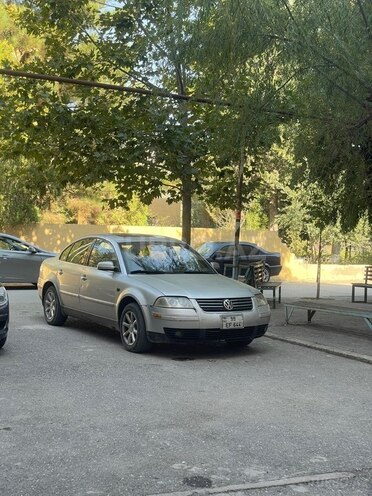 Volkswagen Passat 2004, 480,000 km - 1.8 l - Sumqayıt
