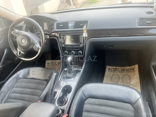 Volkswagen Passat 2013, 290,000 km - 2.0 л - Bakı