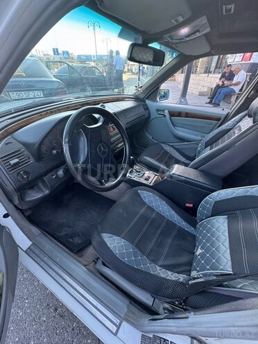 Mercedes C 230 1998, 250,000 km - 2.3 l - Bakı