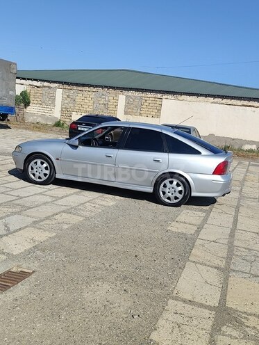 Opel Vectra 2000, 380,000 km - 1.8 l - Bakı