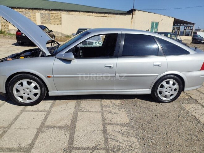 Opel Vectra 2000, 380,000 km - 1.8 l - Bakı