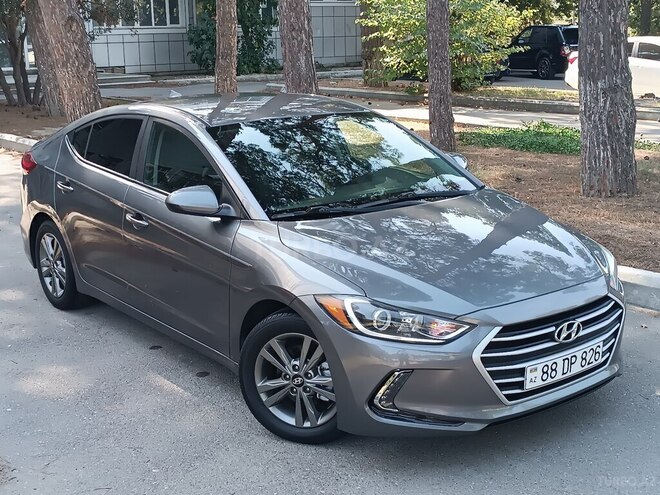 Hyundai Elantra 2018, 134,500 km - 2.0 l - Bakı