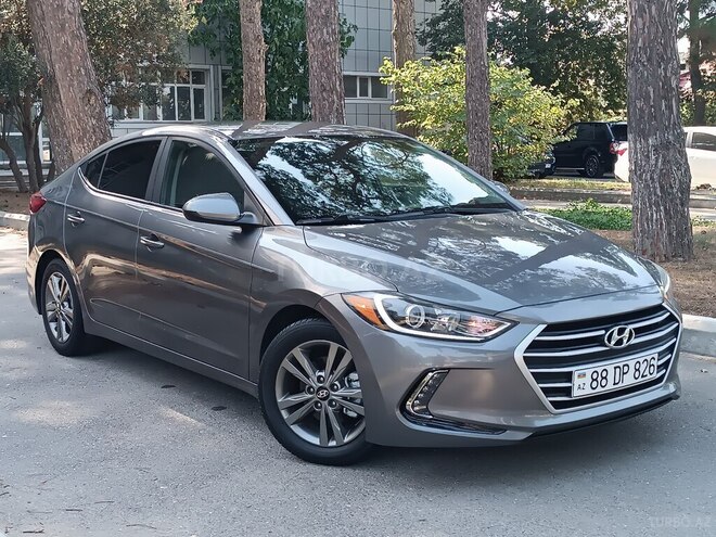 Hyundai Elantra 2018, 134,500 km - 2.0 l - Bakı