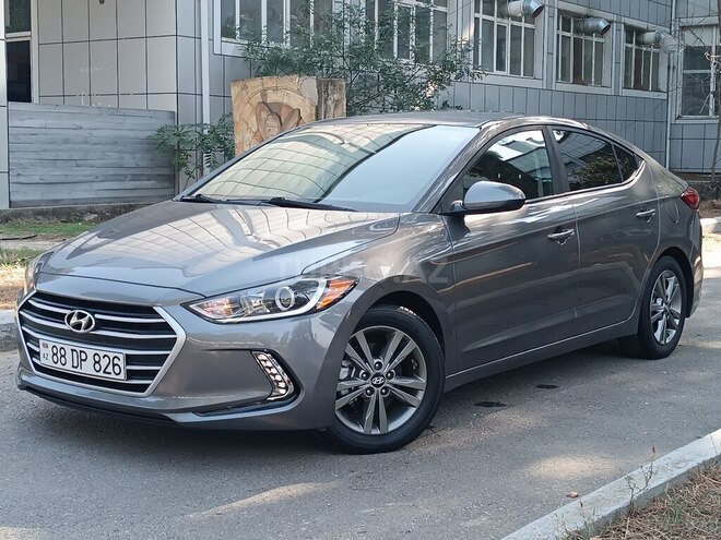 Hyundai Elantra 2018, 134,500 km - 2.0 l - Bakı