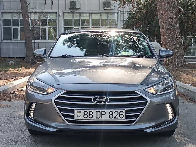 Hyundai Elantra 2018, 134,500 km - 2.0 l - Bakı