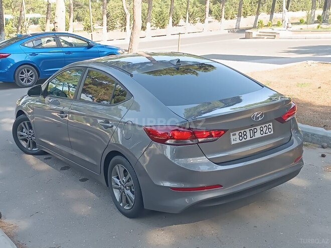 Hyundai Elantra 2018, 134,500 km - 2.0 l - Bakı