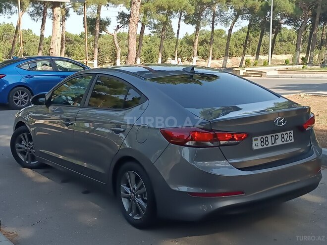 Hyundai Elantra 2018, 134,500 km - 2.0 l - Bakı