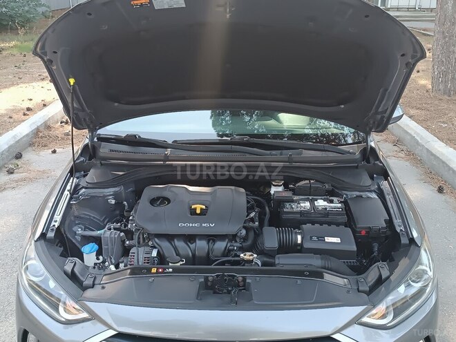 Hyundai Elantra 2018, 134,500 km - 2.0 l - Bakı