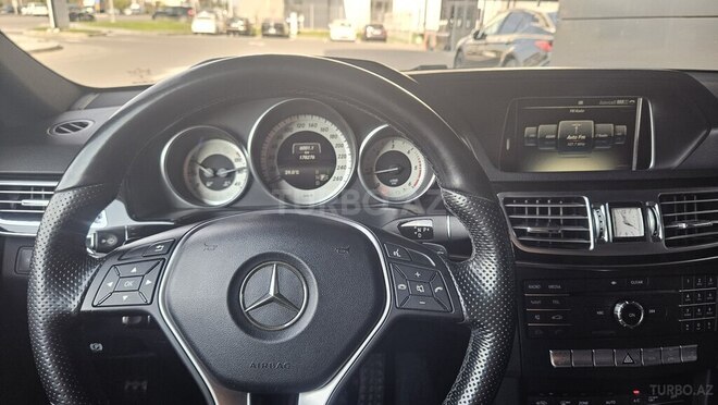 Mercedes E 250 2015, 178,500 km - 2.1 l - Bakı