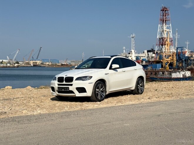 BMW X6 M 2011, 134,000 km - 4.4 l - Bakı