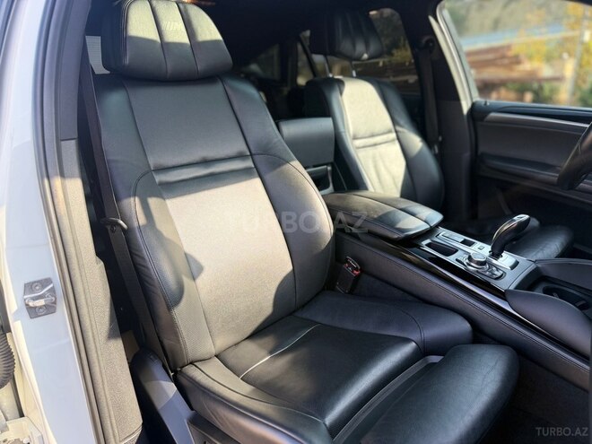 BMW X6 M 2011, 134,000 km - 4.4 l - Bakı