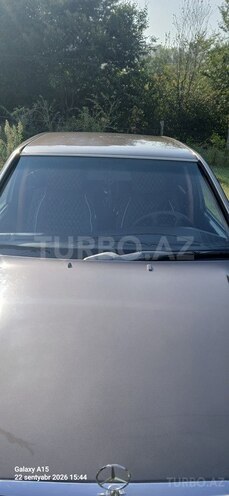 Mercedes 190 1989, 436,990 km - 2.0 l - Astara
