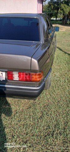 Mercedes 190 1989, 436,990 km - 2.0 l - Astara