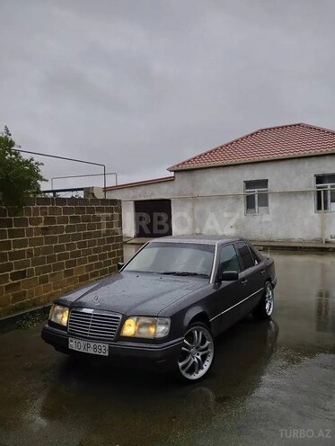 Mercedes 200 E 1990, 250,000 km - 2.0 l - Bakı