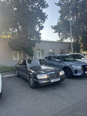 Mercedes 200 E 1990, 250,000 km - 2.0 l - Bakı