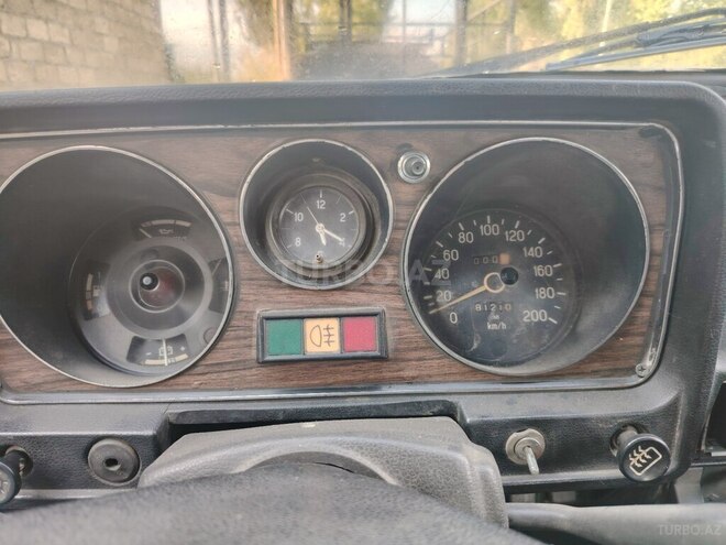 GAZ 24 1986, 161,210 km - 2.5 л - Quba