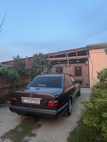 Mercedes 200 E 1990, 250,000 km - 2.0 l - Bakı