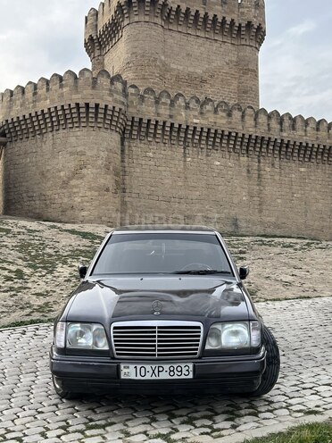 Mercedes 200 E 1990, 250,000 km - 2.0 l - Bakı