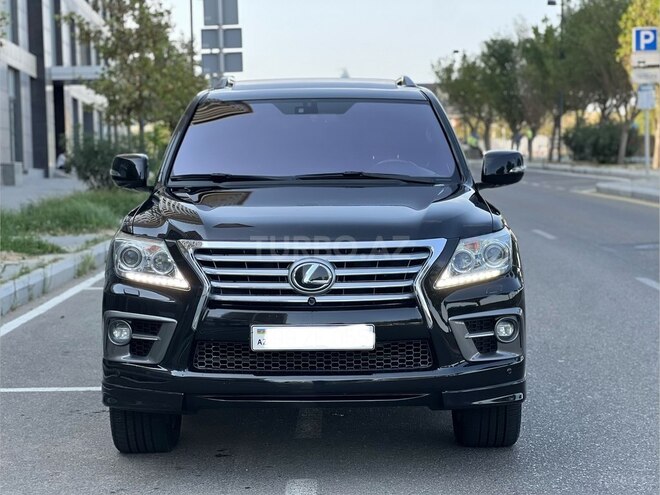 Lexus LX 570 2014, 215,000 km - 5.7 l - Bakı