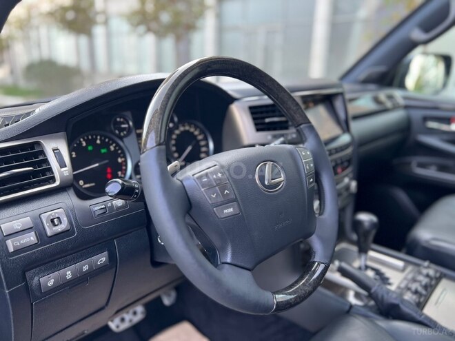 Lexus LX 570 2014, 215,000 km - 5.7 l - Bakı