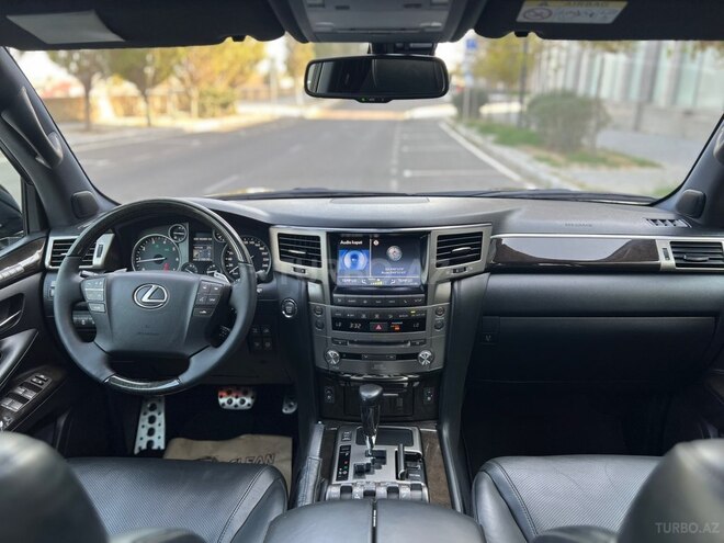 Lexus LX 570 2014, 215,000 km - 5.7 l - Bakı