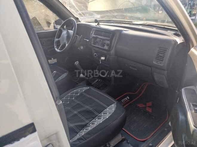 Mitsubishi L200 2004, 700,000 km - 2.5 л - Bakı