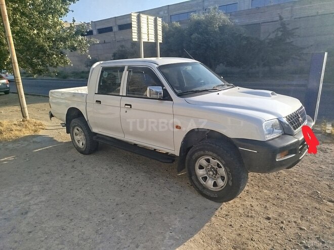 Mitsubishi L200 2004, 700,000 km - 2.5 л - Bakı