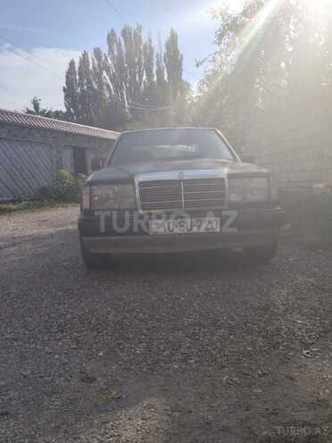 Mercedes 220 E 1993, 458,000 km - 2.2 l - İsmayıllı